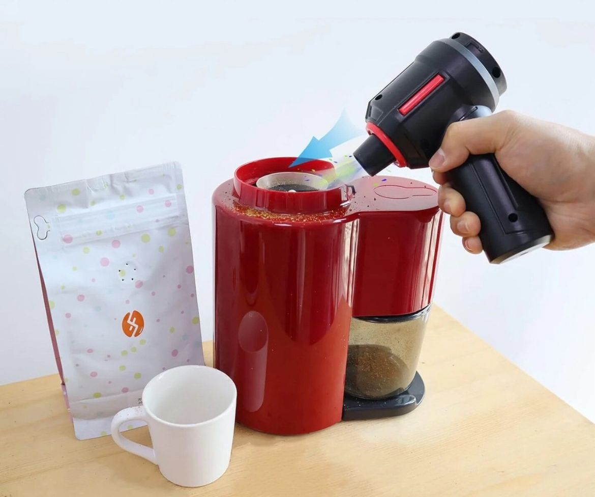 Aspirator și Suflantă de Aer Portabilă 6-în-1